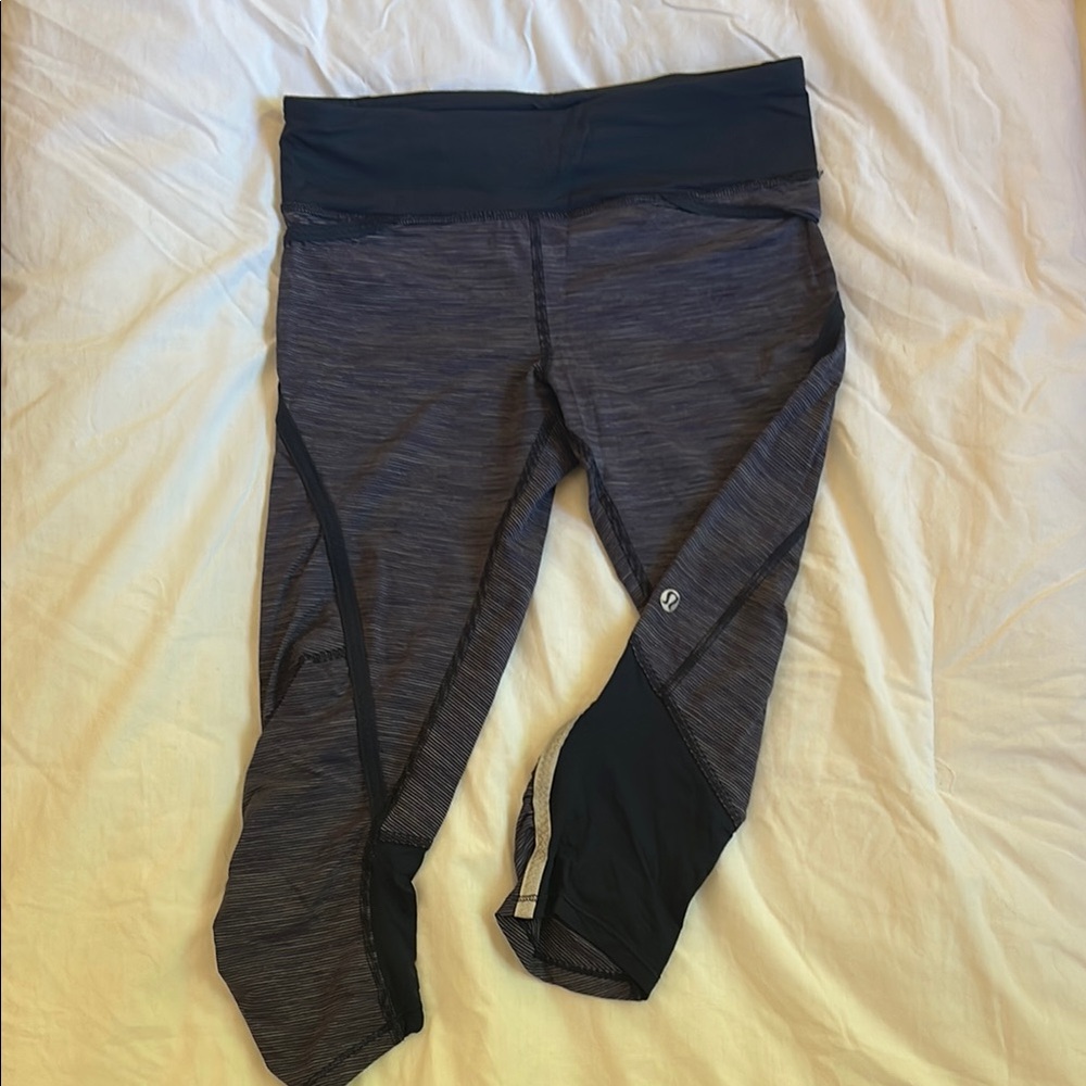Lululemon Athletica Black Leggings for Comfort and Movement